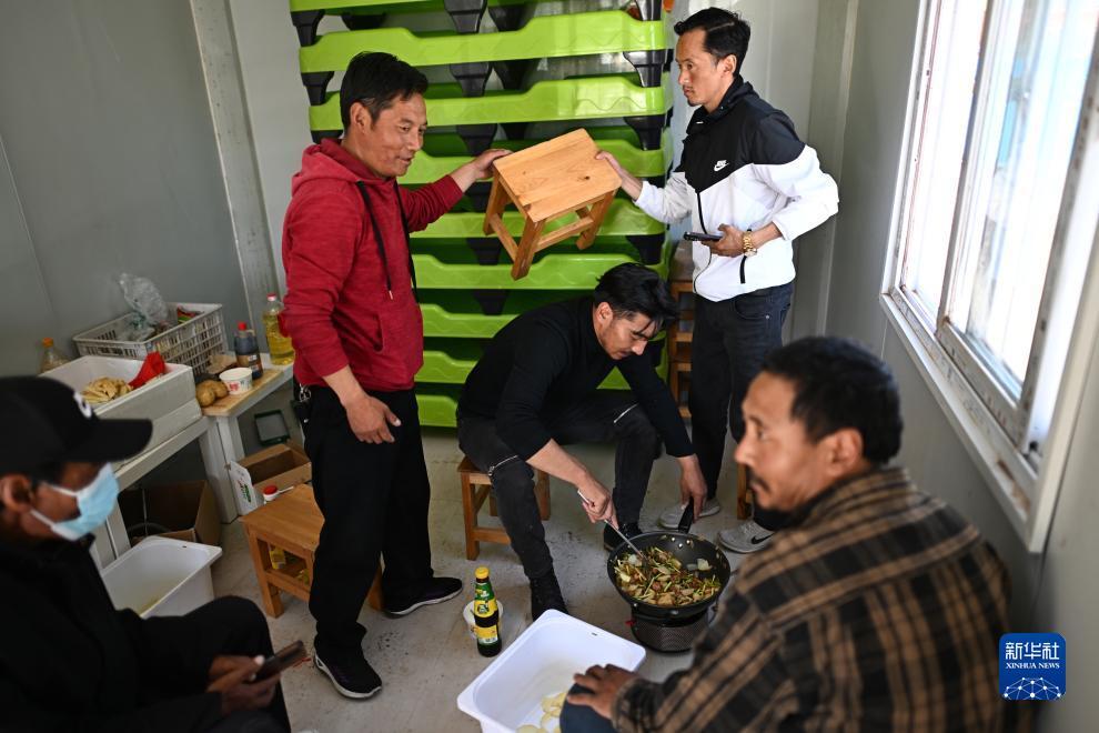 掌上十三水
